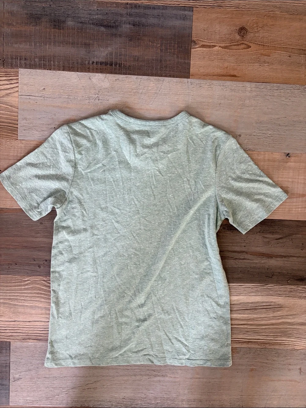 Gap kids sage green shirt M